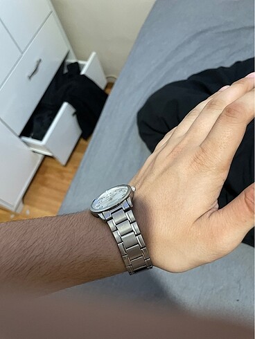 Beden gri Renk Saat casio acil satılık