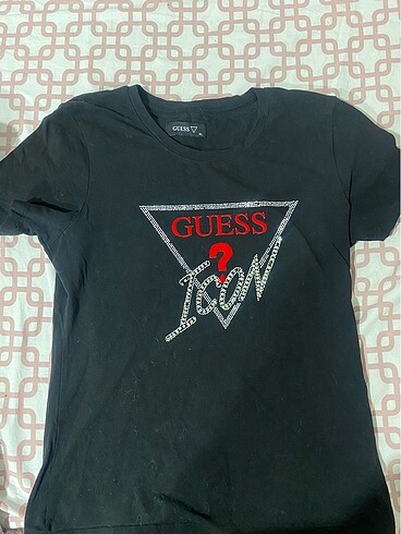 Guess şık tişört