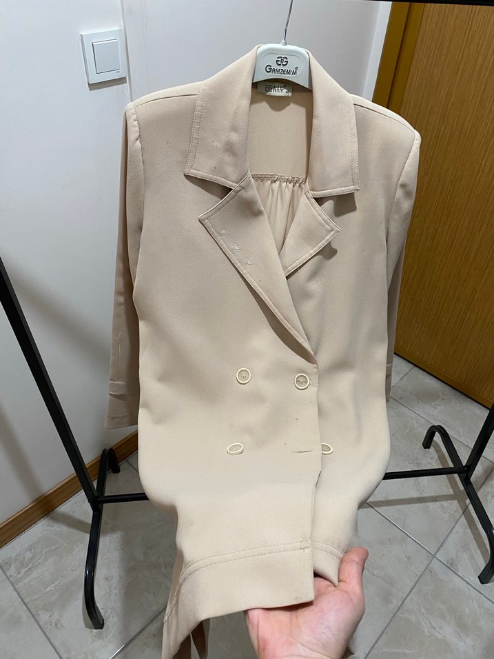 Bej Uzun Düz Kesim Kadın Blazer - Görsel 3