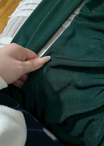 Uzun Kollu Drapeli Yeşil Kadın Elbise - Görsel 2