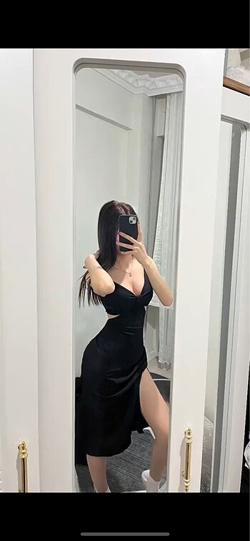 Hiç giyilmedi çok güzel bi elbise