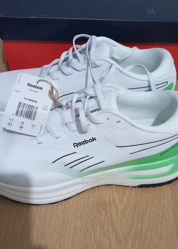 Reebok Beyaz Renkli Erkek Spor Ayakkabı Sıfırdır.