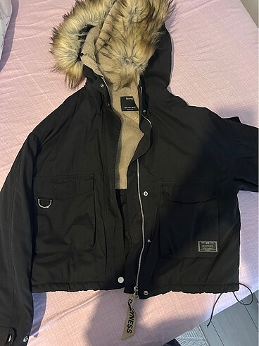 Bershka kısa mont