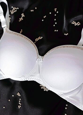 Diğer 90/B Dikme Beyoğlu Swarovski Taşlı Fantezi Sütyen