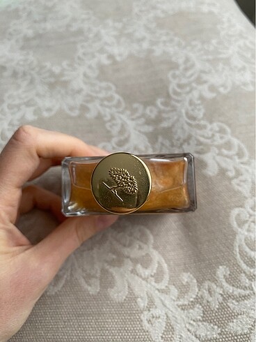 Beden Nuxe Bakım Yağı (bronzlaştırıcı parlak dokusu)