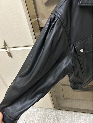 l Beden Pull bear ceket