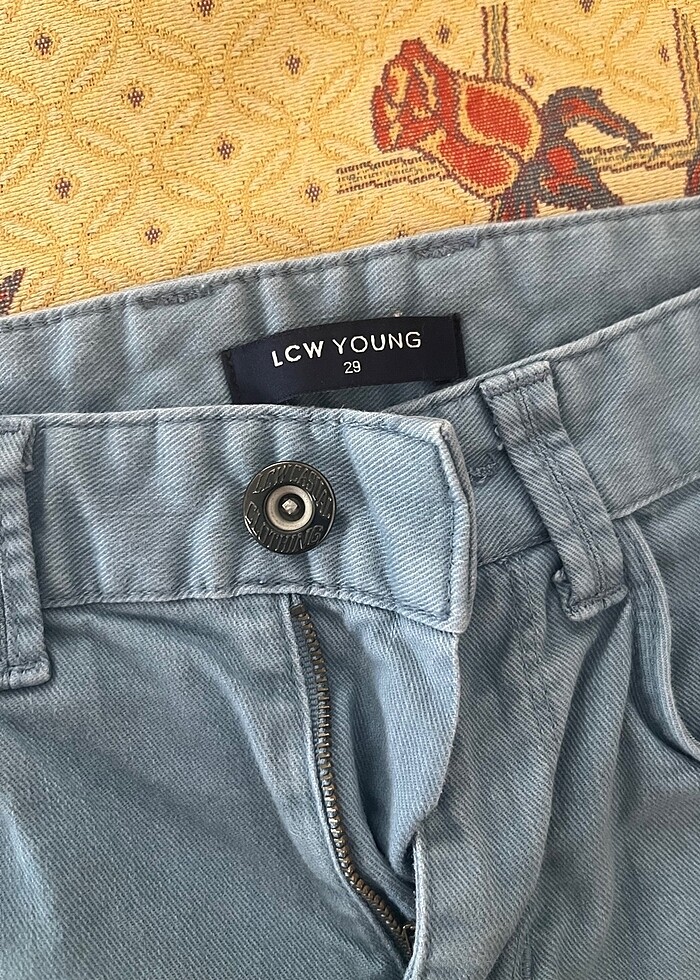 LCW Şort - Görsel 3