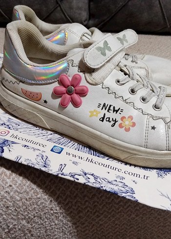 Kız Çocuk Beyaz Baskılı Spor Ayakkabı - Görsel 3