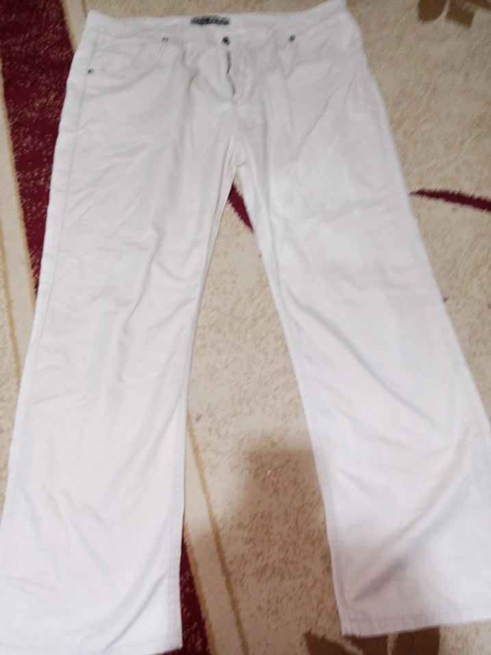 Beyaz Kadın Pamuklu Midi Kumaş Pantolon - Görsel 3