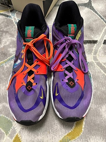 Kyrie Low 5