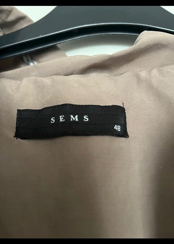 Bej Uzun Kesim kadin Yağmurluk - Görsel 2