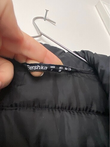 36 Beden bershka şişme mont