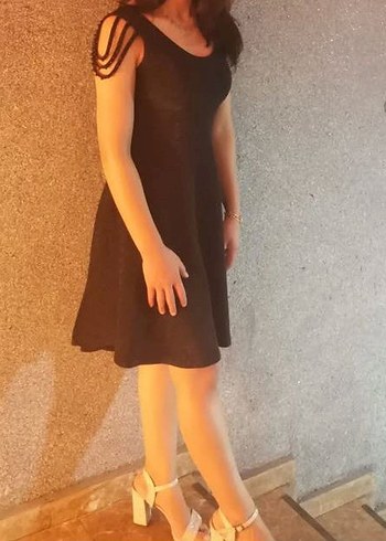 Siyah omuz detay Simli kısa elbise