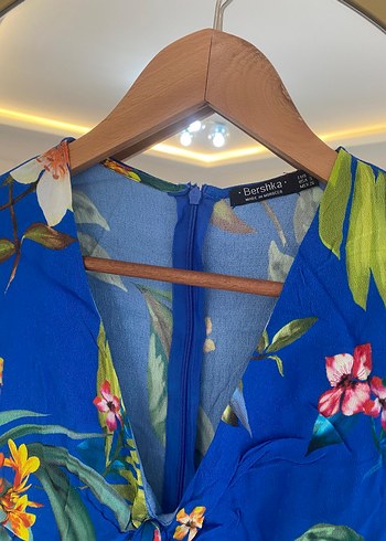 Renkli Desenli Mavi Kadın Kısa Tulum - Görsel 4