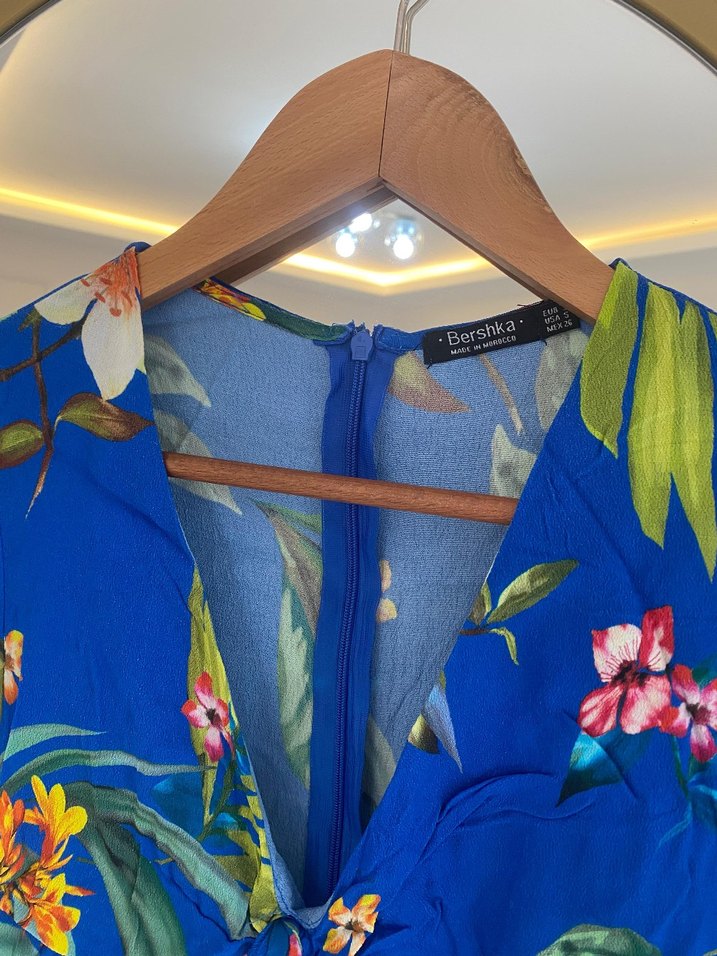 Renkli Desenli Mavi Kadın Kısa Tulum - Görsel 4