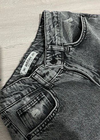 Gri Bol Kesim Kadın Kot Pantolon - Görsel 3