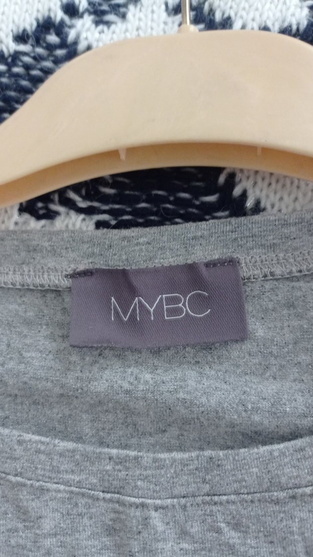 Gri Kısa Kollu Tişörtü Payet Detaylı - Görsel 2