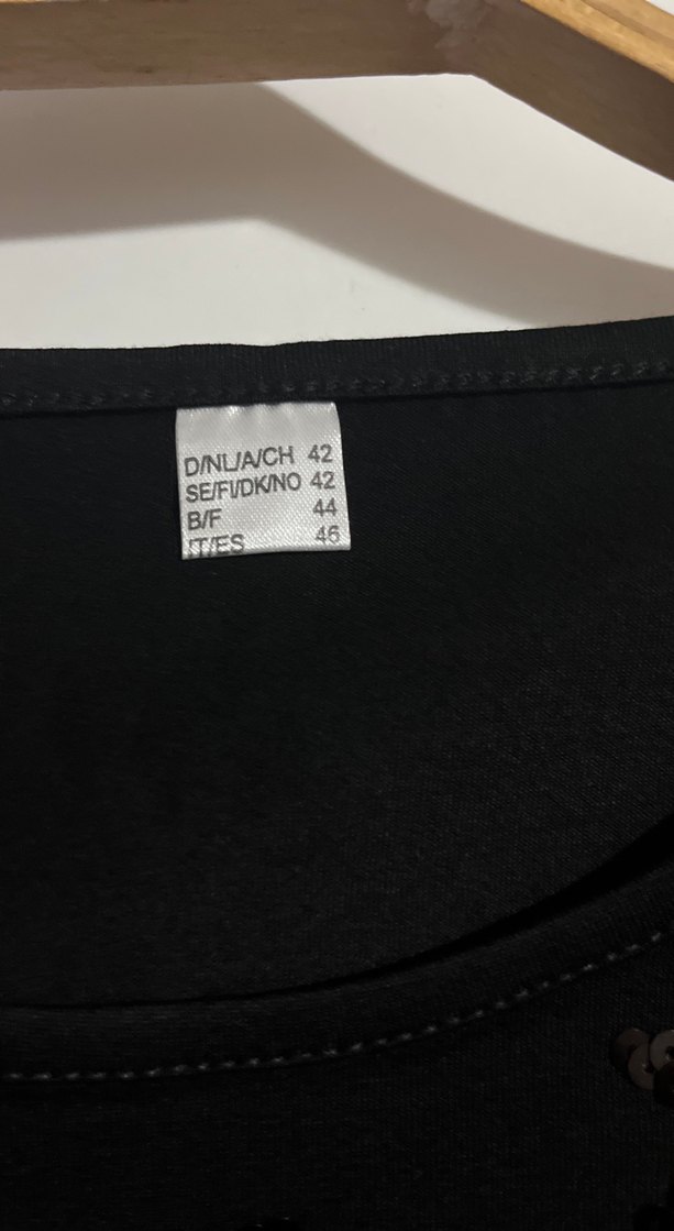 Nakışlı Siyah Triko Kadın Bluz - Görsel 3