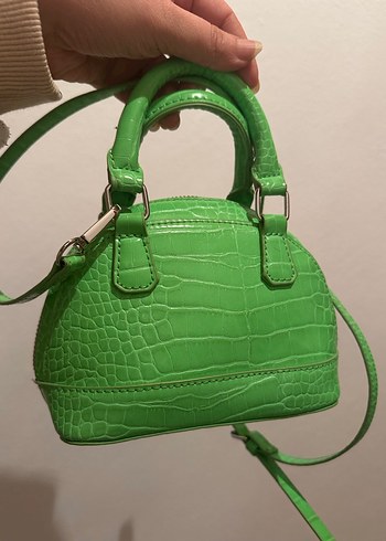 Yeşil Parlak Deri Yılan Desenli Kadın Çanta - Görsel 3