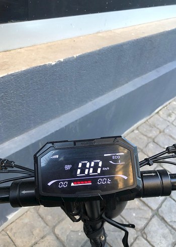 Siyah  Elektrikli Scooter - Görsel 3