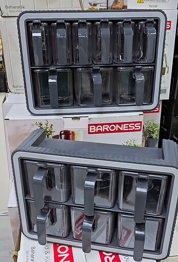 Baroness altılı veya dokuzlu baharatlık