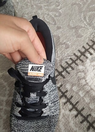 Nike gri spor ayakkabı