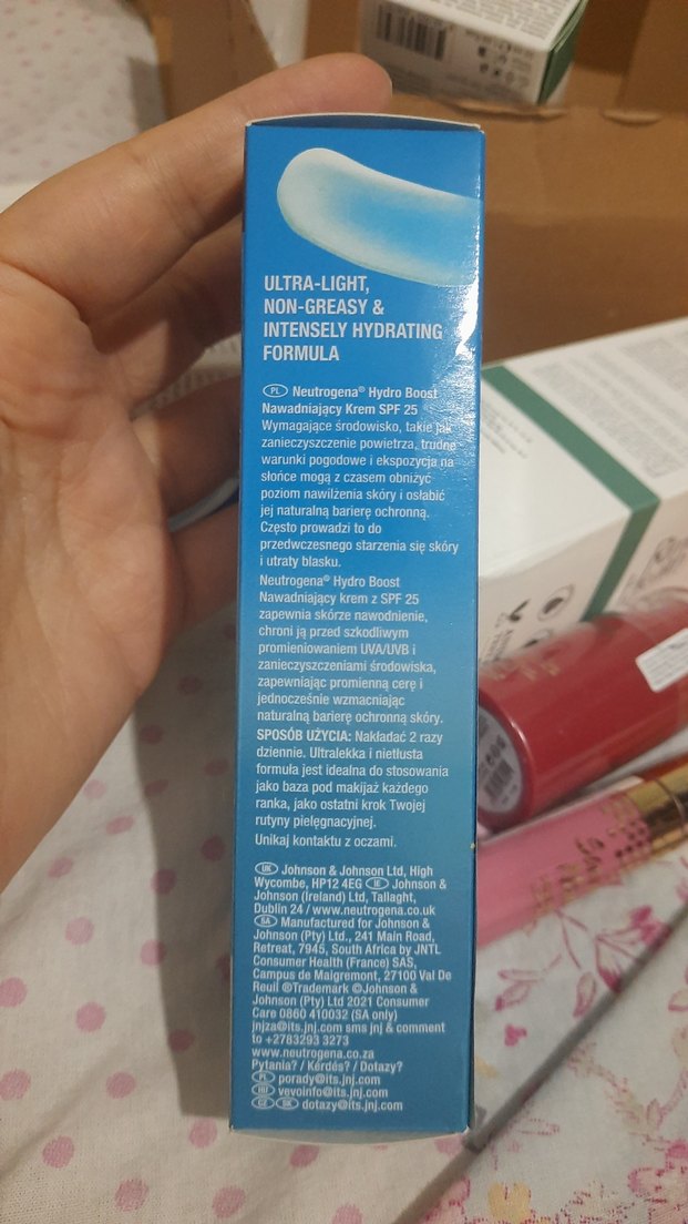 Hafif Formüllü Nemlendirici BB Krem SPF25 - Görsel 2