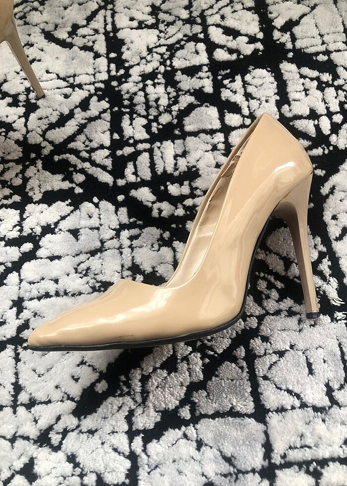 Topuklu ayakkabı - Görsel 3