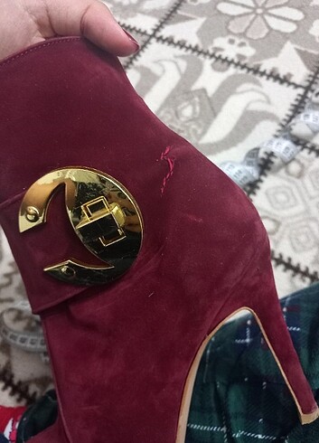 39 Beden bordo Renk Bordo Az Hasarlı Süvet Bot