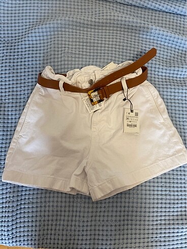 Zara Paperbag short