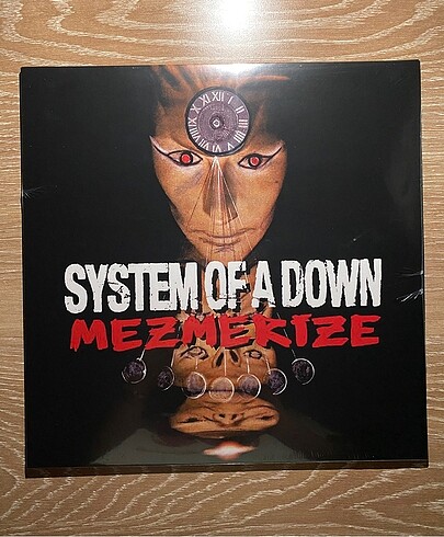 SYSTEM OF A DOWN-MEZMERIZE PLAK