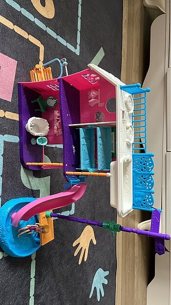 Polly pocket evi