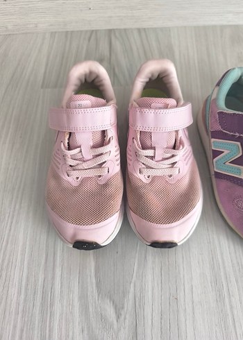 Kız Çocukları İçin Pembe Cırt Cırtlı Spor Ayakkabı - Görsel 2