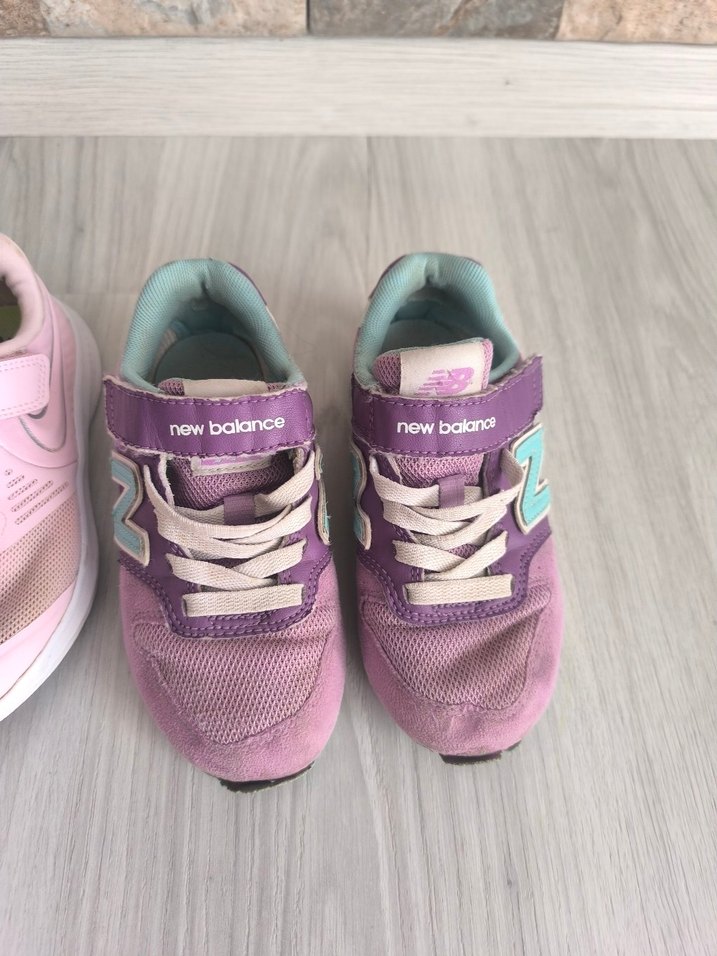 Kız Çocukları İçin Pembe Cırt Cırtlı Spor Ayakkabı - Görsel 3