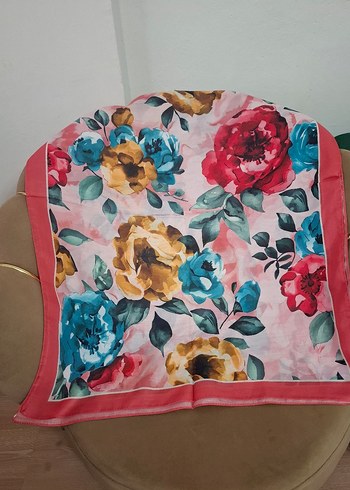 pembe çiçekli şal - Görsel 3