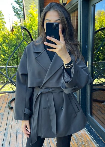 Yeni sezon kısa trençkot - Görsel 3