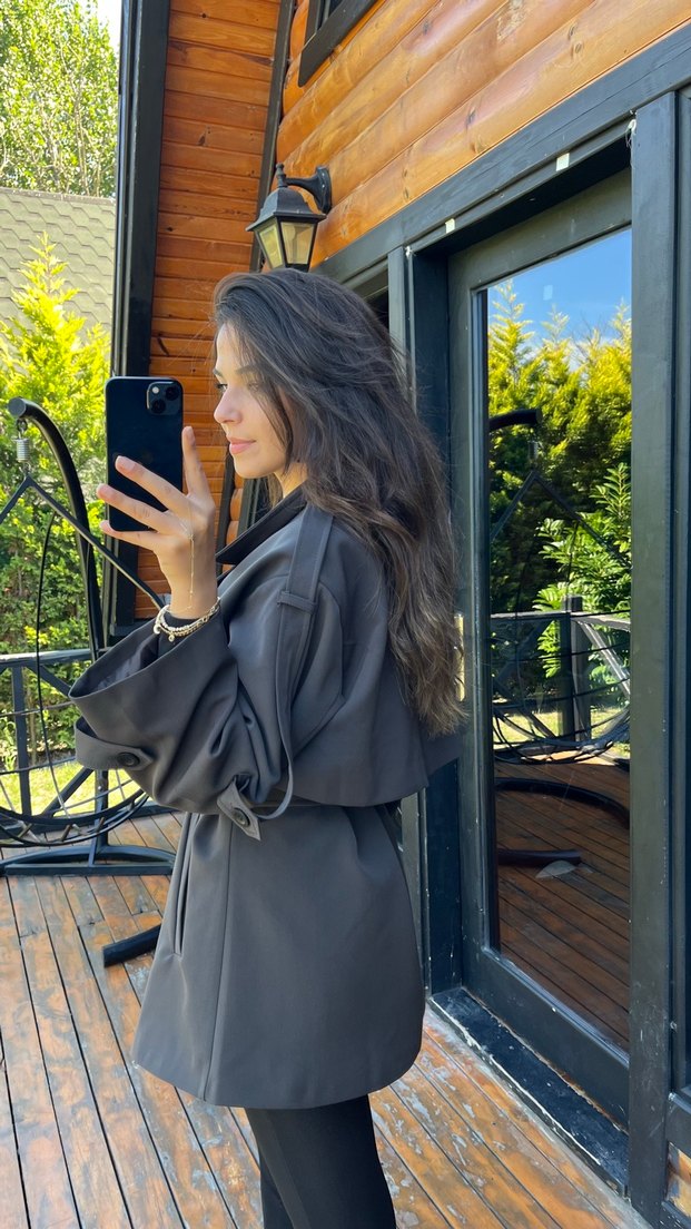 Yeni sezon kısa trençkot - Görsel 4