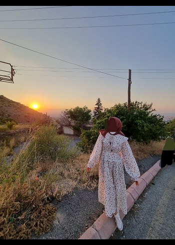 manuka çicekli elbise - Görsel 6