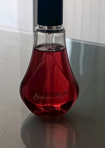 Oriflame Kadın Parfümü Potion Blossom Kiss