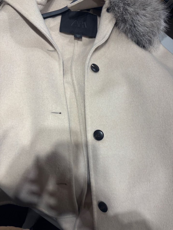 Zara Bej Kürklü Yakalı Midi Kadın Kaban - Görsel 2