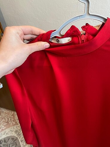 38 Beden kırmızı Renk Gömlek tunik