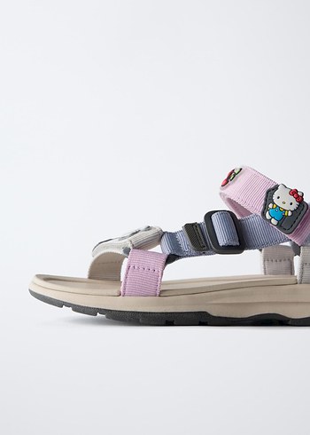 zara hello kitty kuromi sandalet - Görsel 3