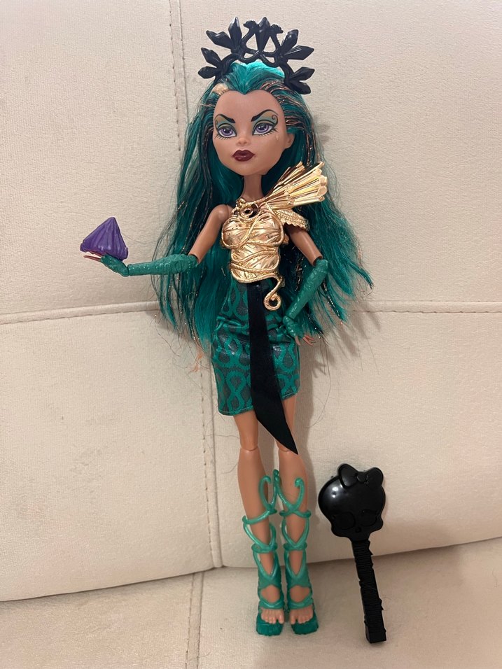 monster high nefera de nile - Görsel 3