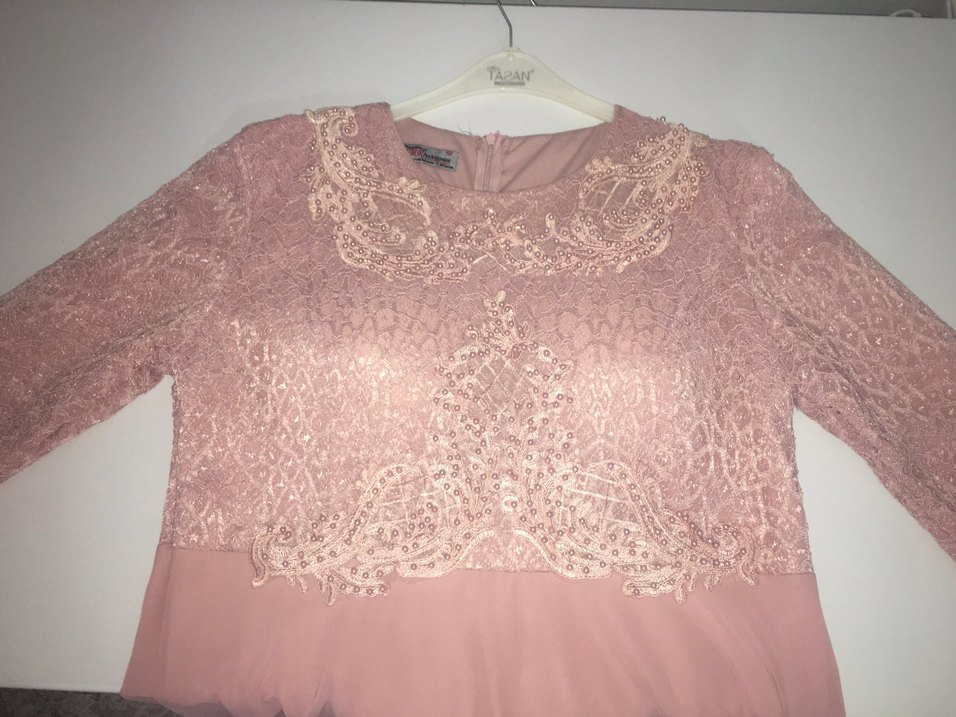 Dantel Detaylı Pembe Uzun Kadın Abiye Elbise - Görsel 4