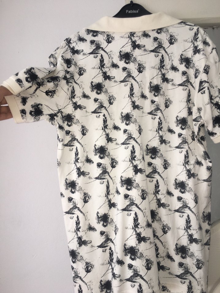 Gri Baskılı Beyaz Polo Tişört - Görsel 2