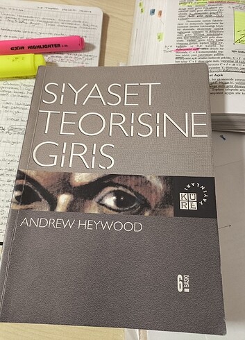 Siyaset Teorisine Giriş - Andrew Heywood