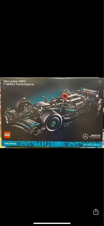 Diğer LEGO Technic Mercedes-AMG F1 W14 E Performance