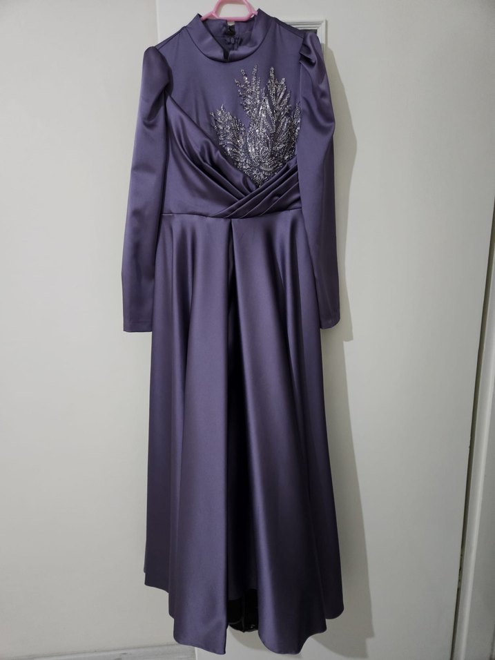 Mor Uzun Kollu İşlemeli Abiye Elbise - Görsel 3