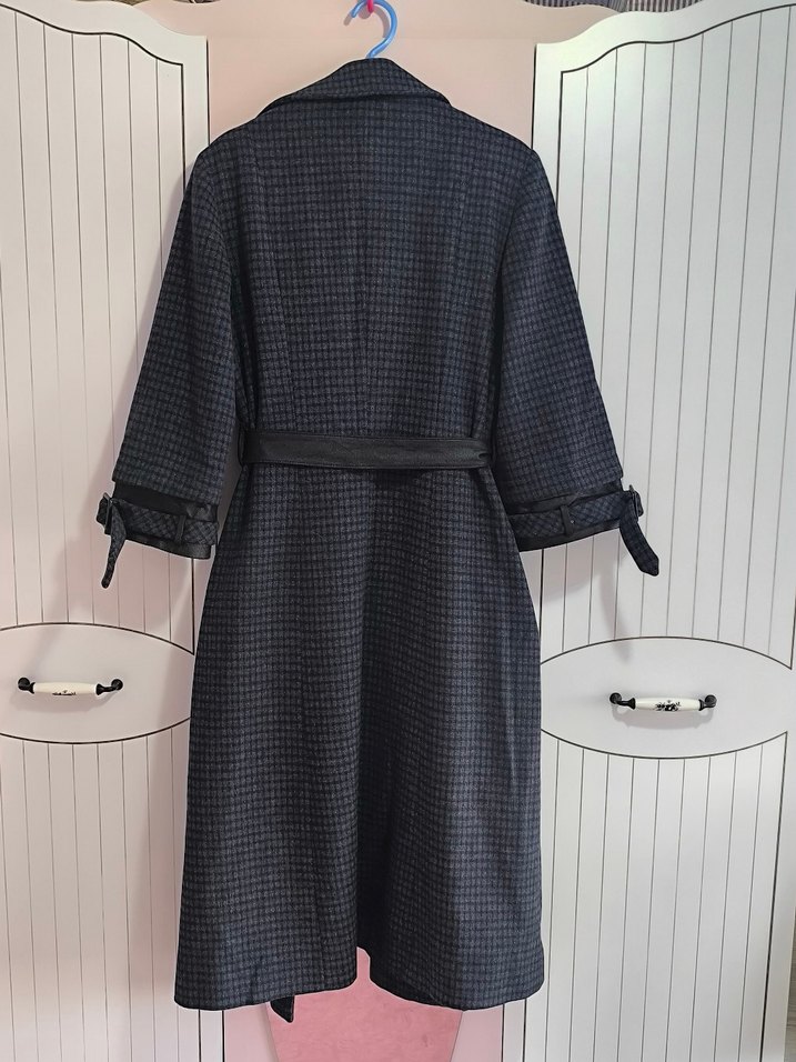 Uzun Ekoseli Kadın Kaban - Görsel 3