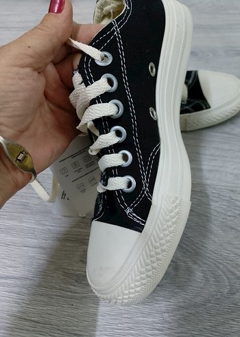 Converse Siyah Renkli Kalpli Kadın Spor Ayakkabı